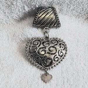 3/$40 2" x 4" in Total Beautiful Holo Heart Pendant Quality Costume Jewelry!!